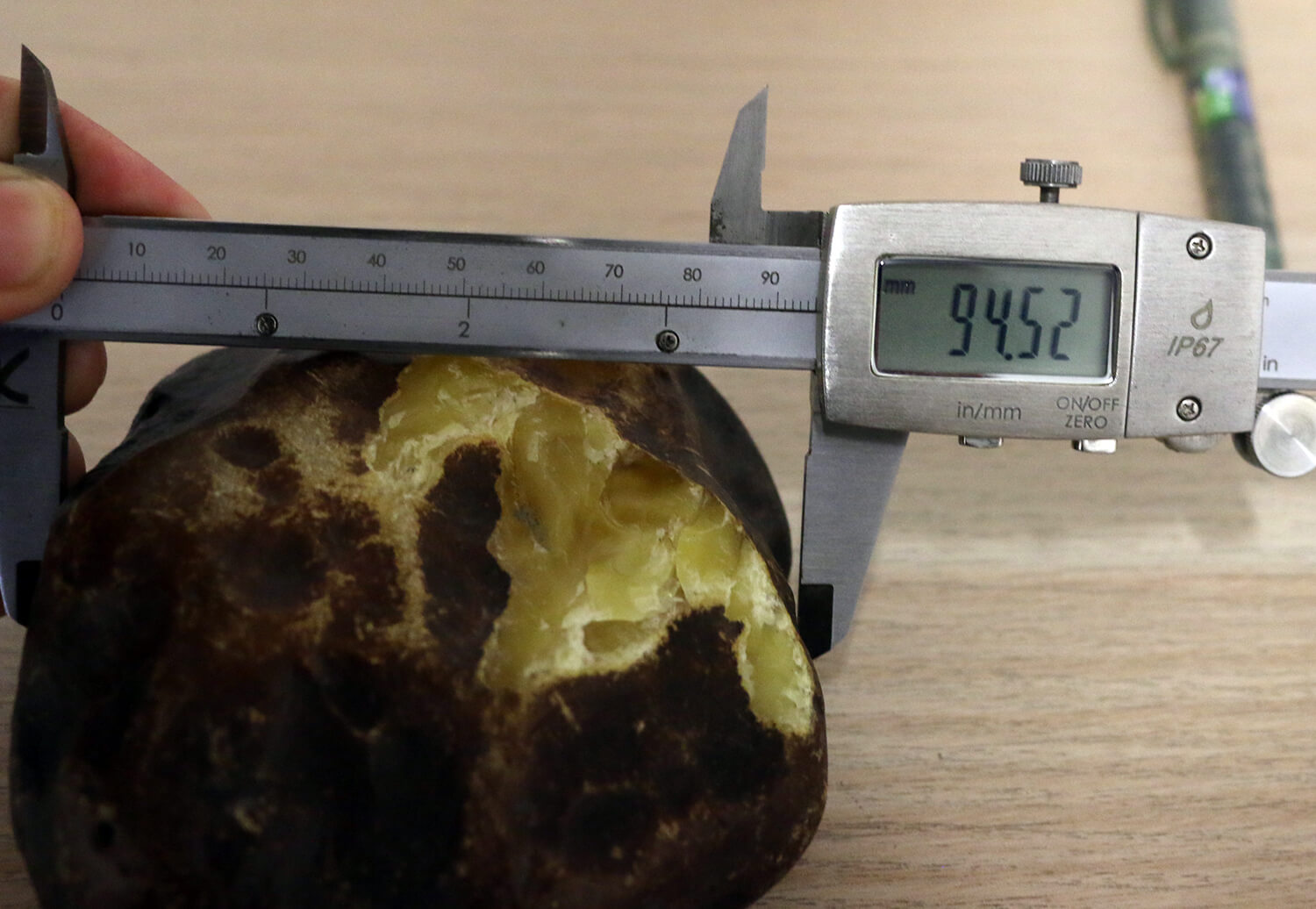 Full-size detail view of selected large amber block, honey opaque amber, Rovno Amber source, suitable for polished Misbaha beads